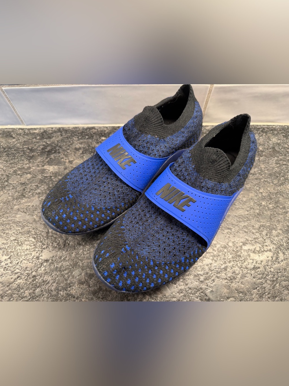 Nike Women’s Slip-On Knit Moccasins — Black & Blue size 7.5
